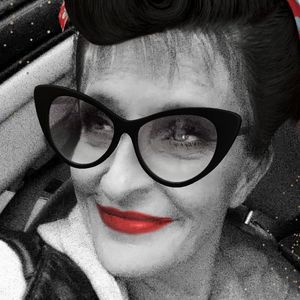 Meet your Posher, Renee